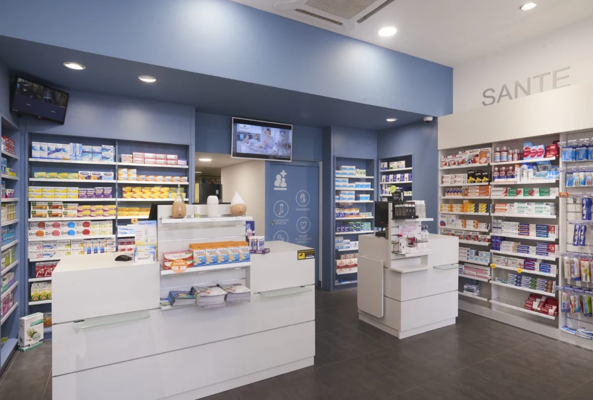 Pharmacy Reception Counter Design