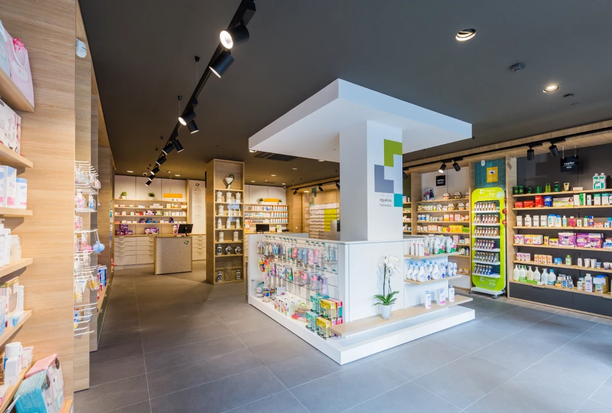 Eczane Mağaza Armatürleri Tasarımı