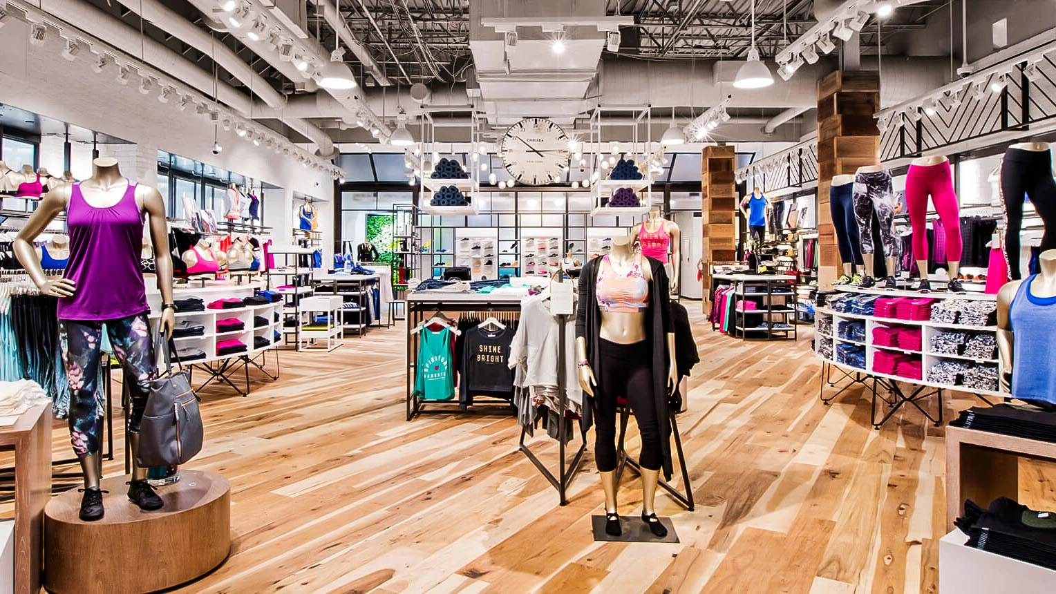 Chain Apparel Stores Across Europe