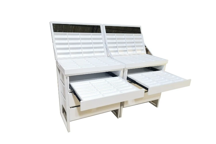 Freestanding Eyewear Display Units