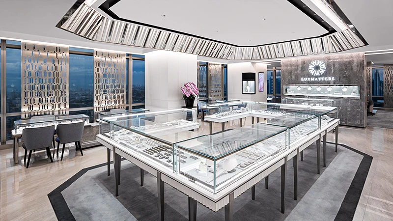 Jewelry Boutique Showcase Solution