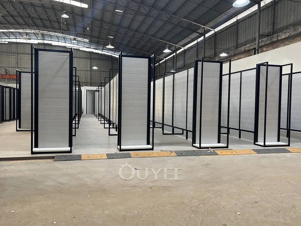 Black Slatwall Aisle Partition Display Rack 04