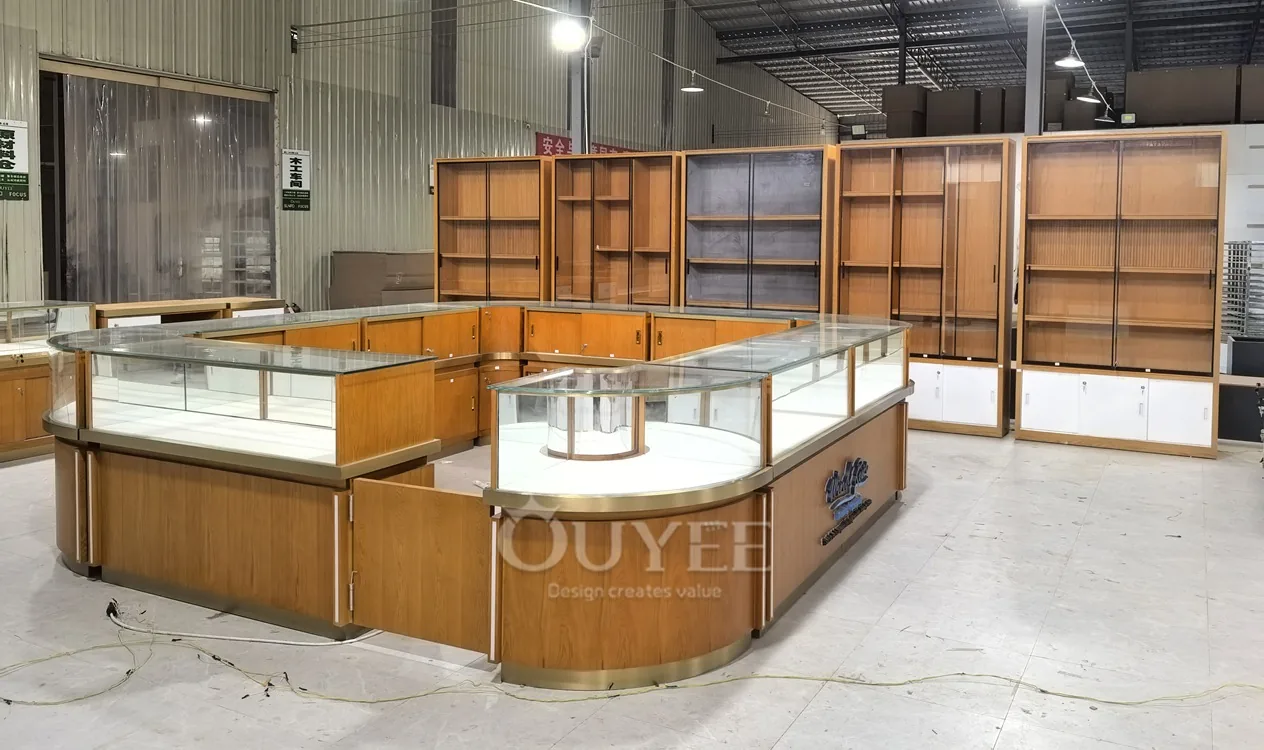 Îlot d'exposition en verre pour bijoux en bois courbé avec entrée d'angle 06