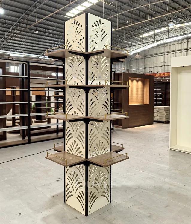 Présentoir mural décoratif en crème 04