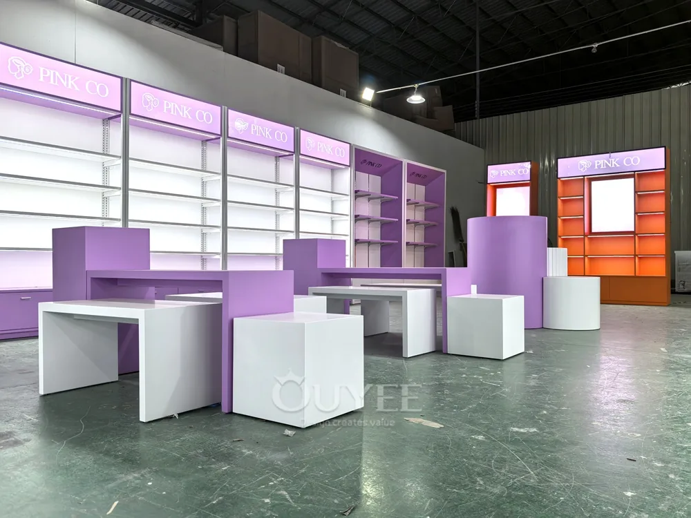 Conjunto de stands modulares de exhibición de cosméticos lilas 01