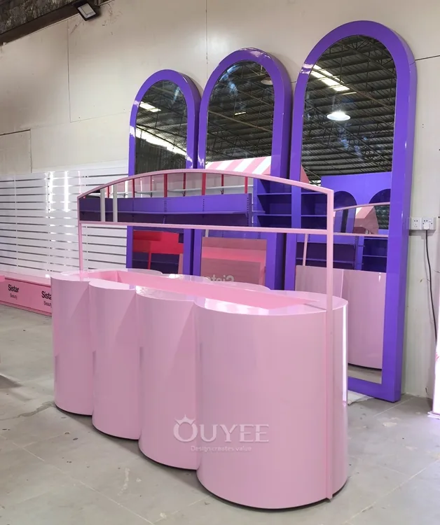Système de présentoir de beauté à arche rose 01