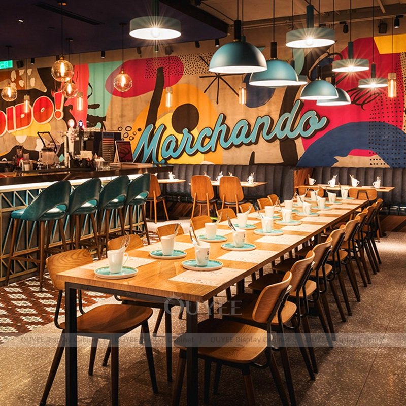 design de interior colorido de loja de café (4)