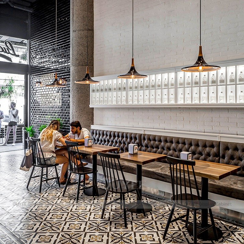 индивидуальный-дизайн-интерьера-кофейни-стенка-особенность (2)