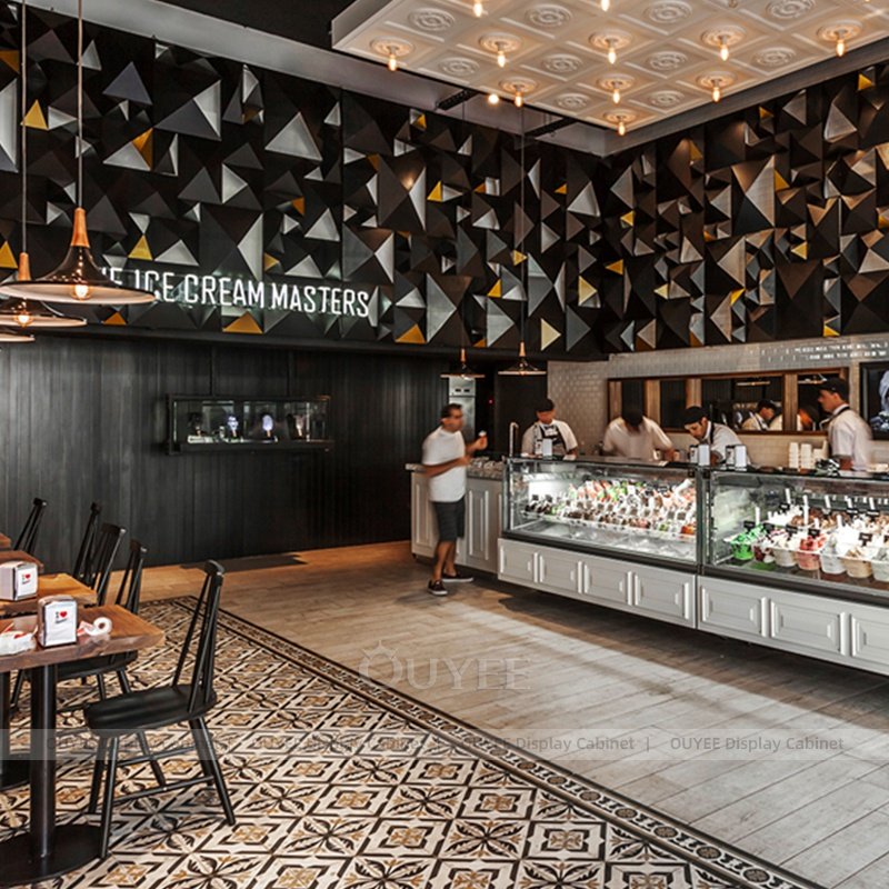 индивидуальный-дизайн-интерьера-кофейни-стенка-особенность (4)