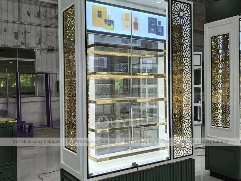 Освещённый стеклянный шкаф для духов с боковыми экранами_01