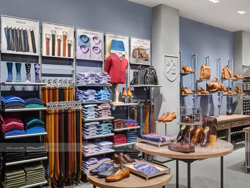 Vitrine pour maroquinerie et prêt-à-porter masculin_05