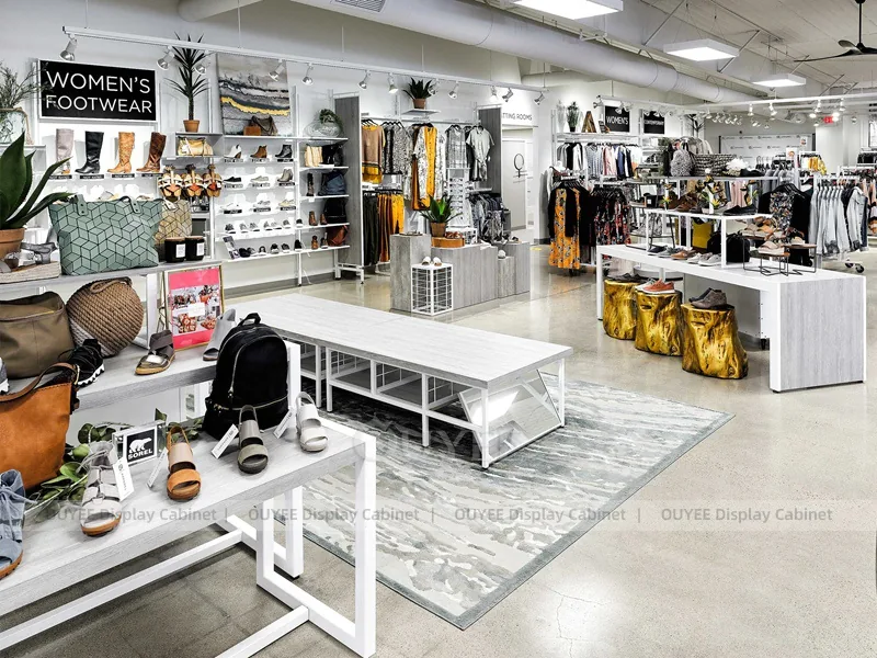 Luxus-Casualwear-Boutique-Tisch- und Wandset_08