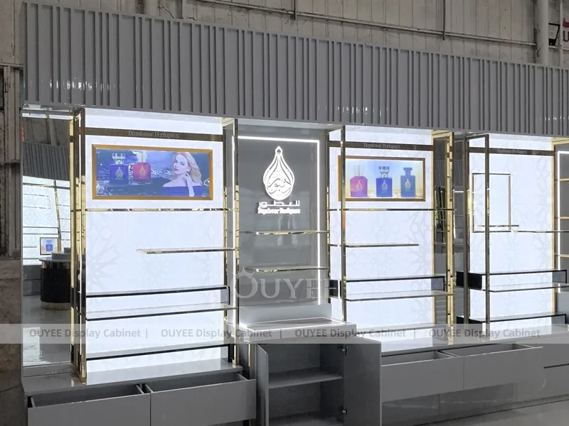 Espositore da parete per profumi con lightbox in marmo_06