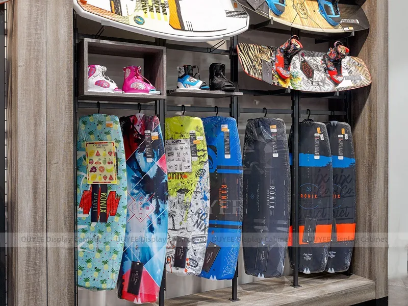 Exhibición de ropa deportiva para exteriores y equipo de deportes acuáticos_05