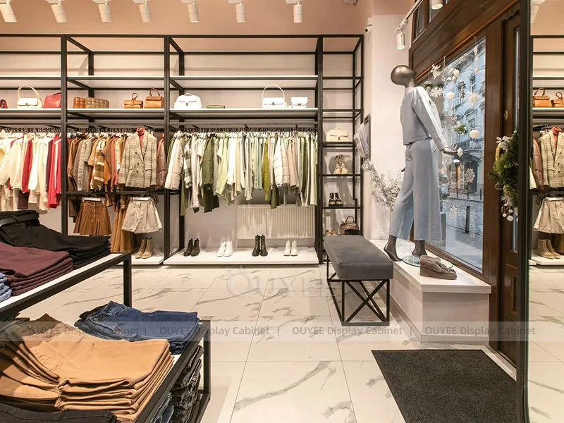 Romantic Womenswear Boutique Table and Rail Set_03