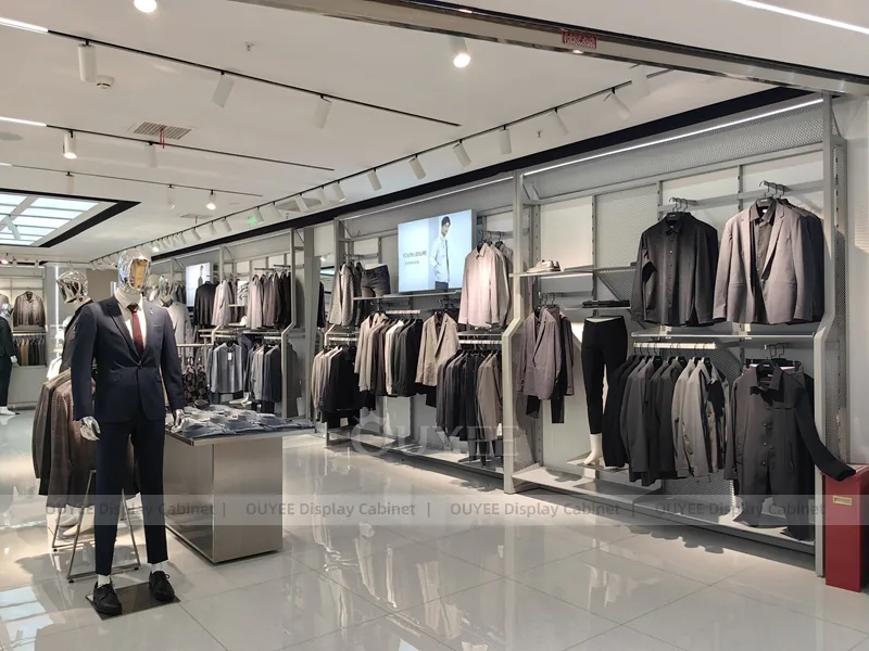 Sneaker Wall and Fashion Mannequin Display_11