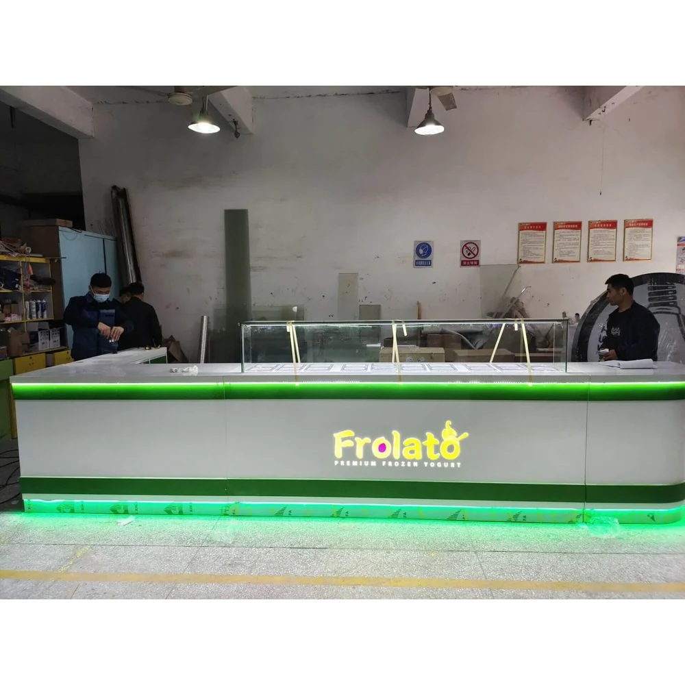 Novo design de balcão de iogurte congelado acabado com bandejas de cobertura para venda visualização do quiosque de iogurte congelado 1