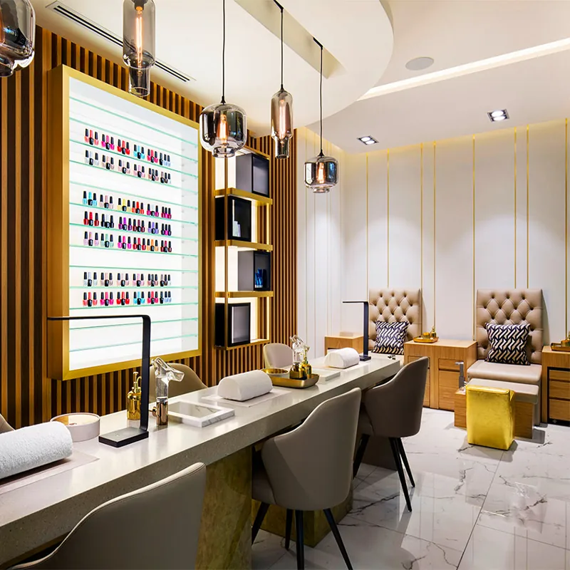 Tavolo manicure per salone di bellezza nero e oro con parete espositiva per prodotti_02
