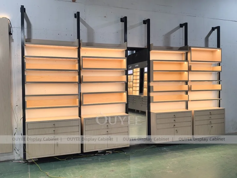 Luxury Optical Display Wall with Brand Panels and Accent Shelving_07
