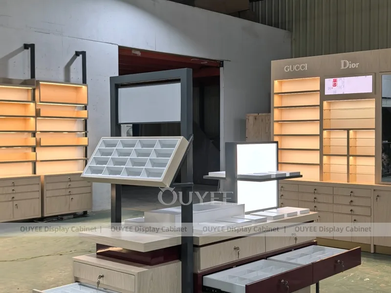 Luxury Optical Display Wall with Brand Panels and Accent Shelving_09