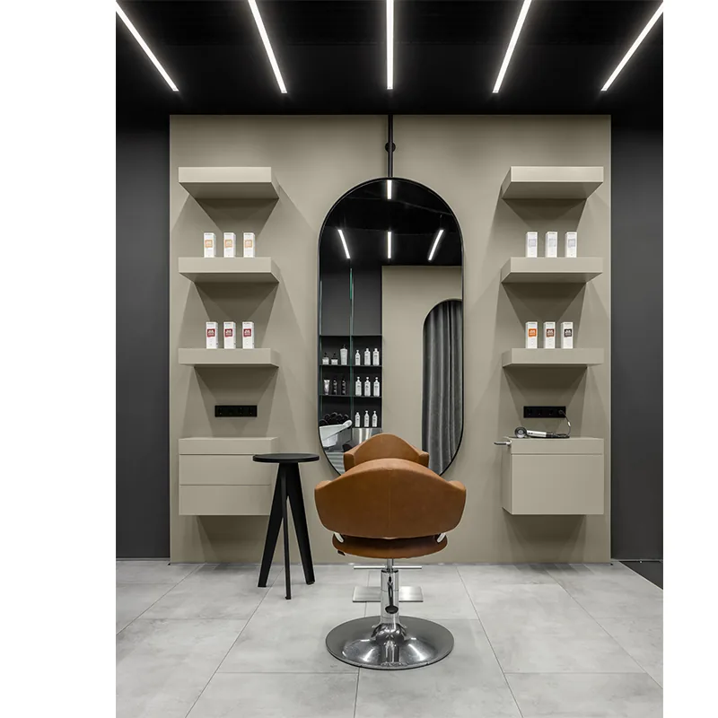 Suite de coiffure moderne avec étagères de vente et fauteuil orange_06