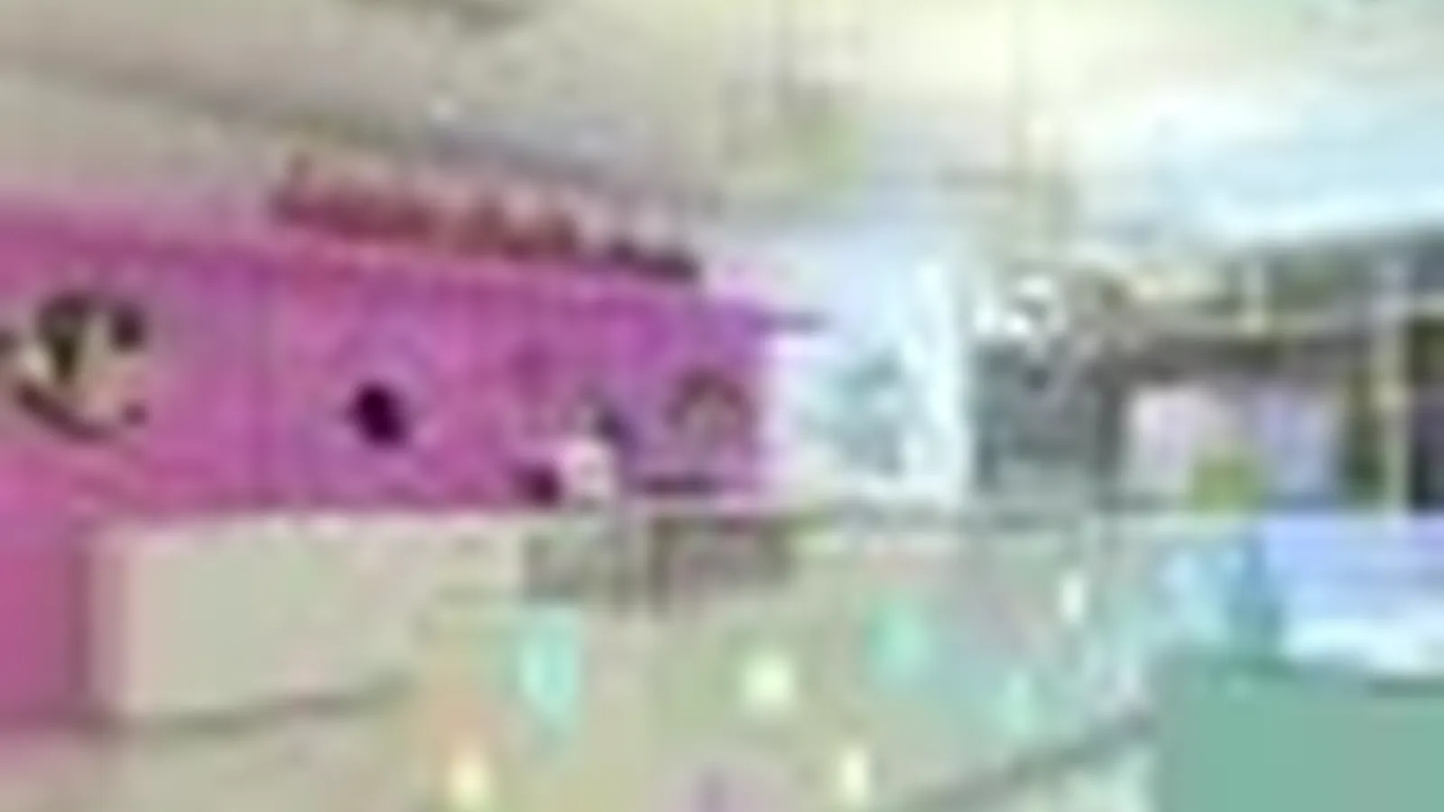 Ouyee modular glass showcase and bread wall package for planning a bakery startup budget