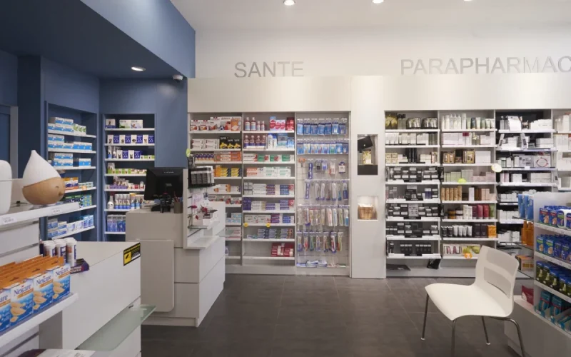 Pharmacy Reception Counter Design (1)