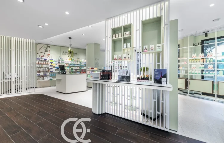 Produktion von Apotheken-Ausstellungsstücken 1