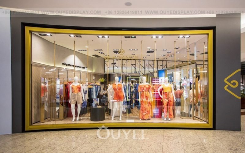 Diseño interior de tiendas de ropa minorista (4)